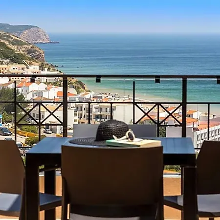Apartman Sleeps 7 With Pool And Wifi Salema